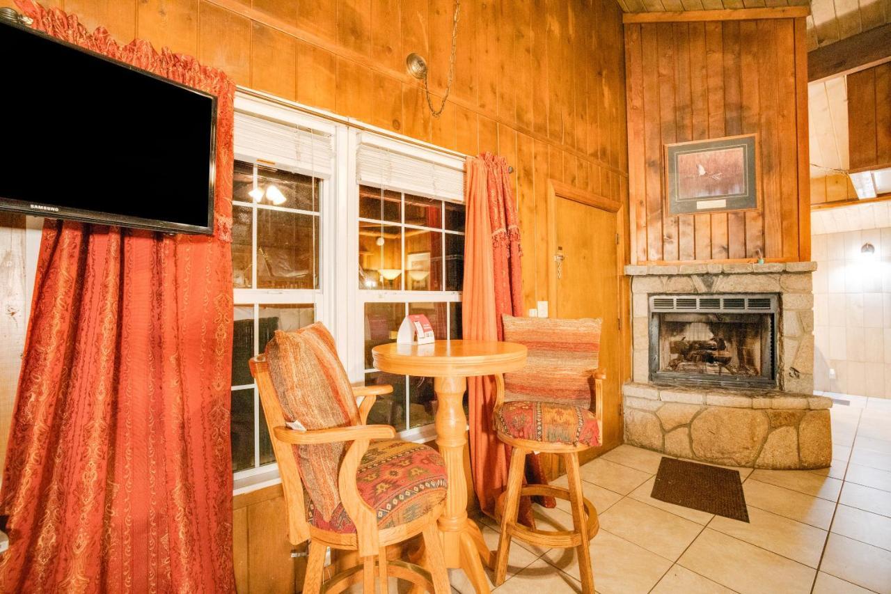 Arrowhead Tree Top Lodge 箭头湖 外观 照片